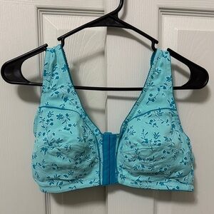 Light Blue Floral Front-Closure Comfort Bra